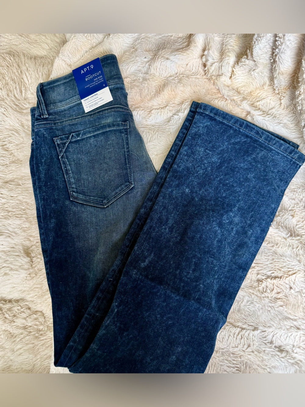 Apt. 9 Women's Tummy Control Dark Wash Bootcut Jeans 4 NWT
